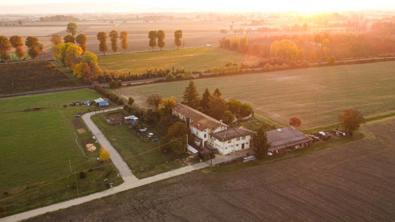 Al Vecchio Confine Country house *